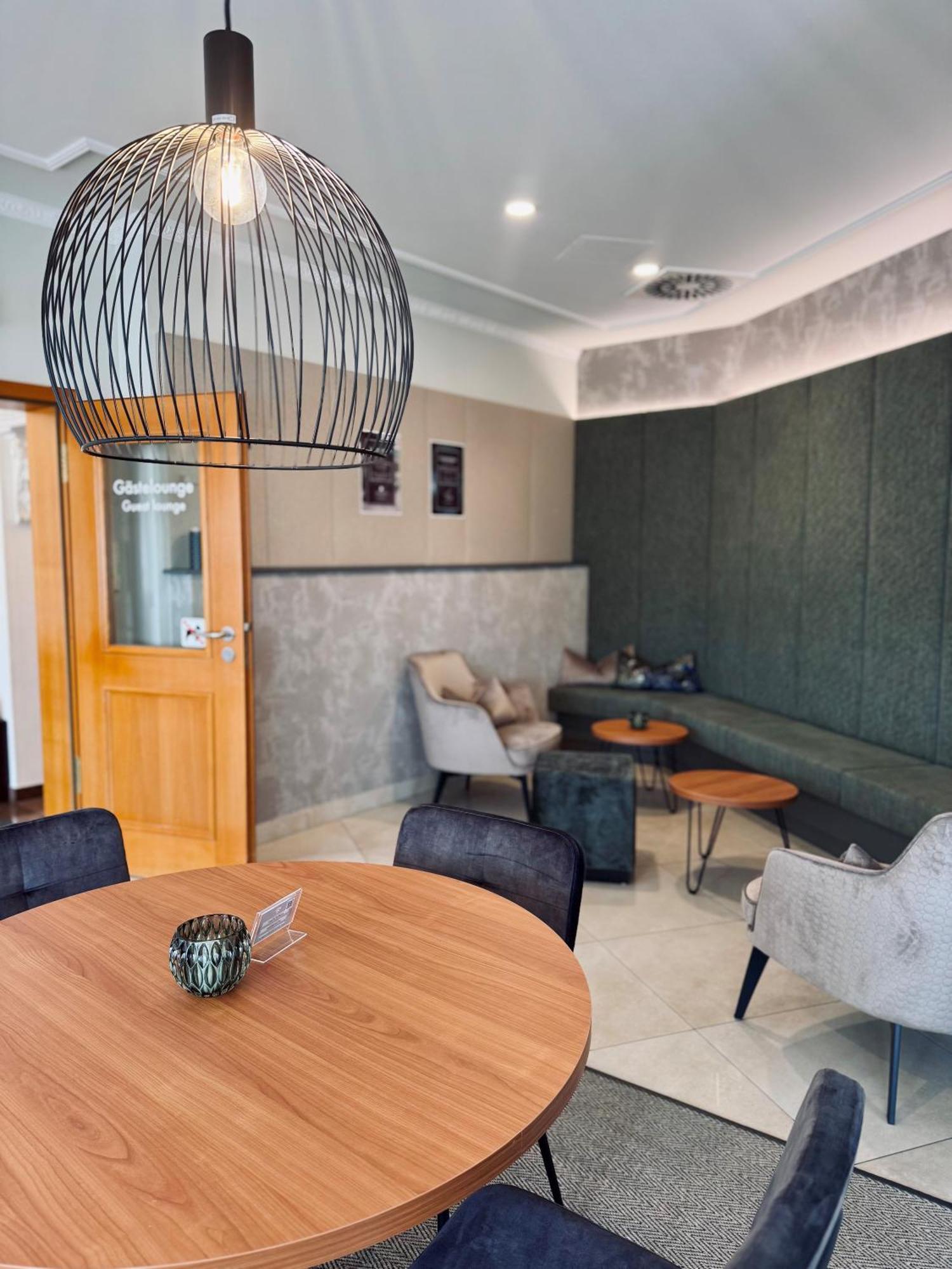 Ambienthotel Tassilo Дінґольфінґ Екстер'єр фото